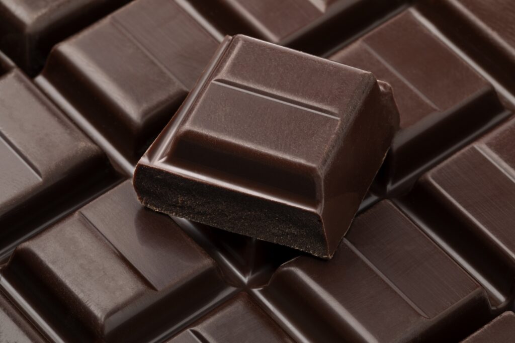 dark chocolate -Unique ways to celebrate chocolate day-by livelovelaugh