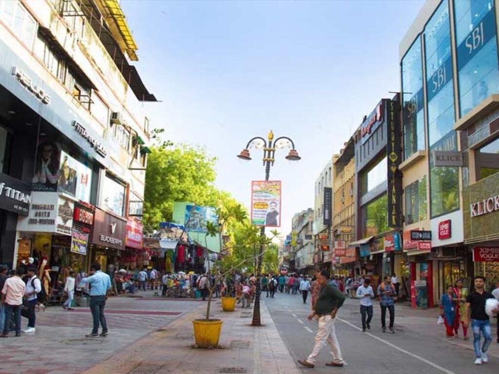 Karol Bagh-5 Best Shopping Places In Delhi For The Shopaholic In You-by live love laugh