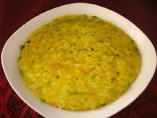 Khichdi-5 Indian Foods To Cure Gut Problems -By live love laugh
