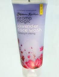 aroma magic facewash - 9 Best Face Washes For Dry Skin In India - 2022-by livelovelaugh