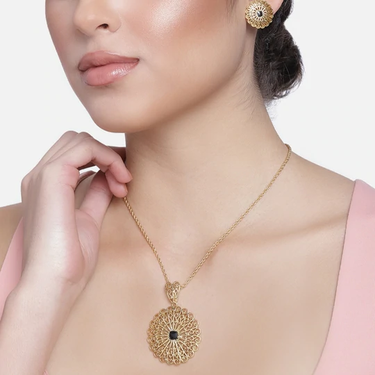 Estela necklace set for women.-6 jewellery sets that can amplify the glory of your style.-