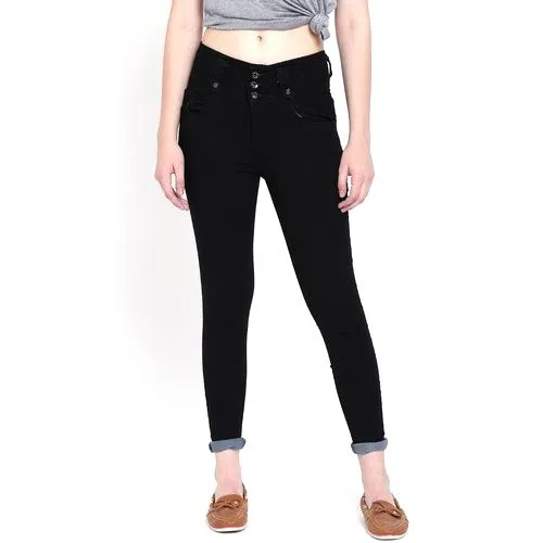 Straight-fit black jeans.-10 best black jeans for women who love an effortless style.