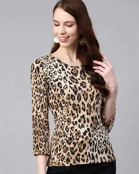 Regular top with animal print.-6 Animal print fashion pieces tops for girls-By live love laugh